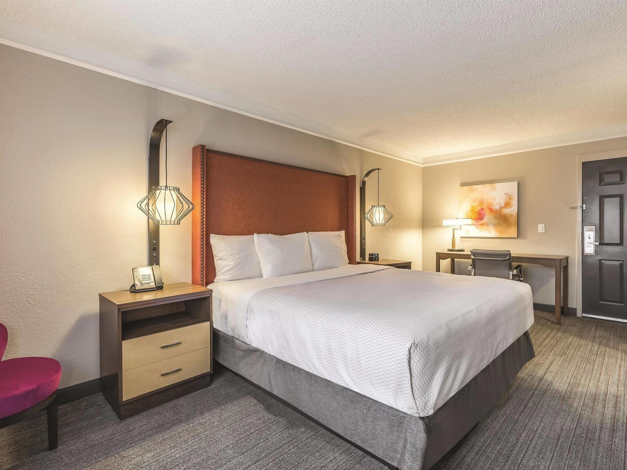 La Quinta By Wyndham San Francisco Airport North - Free Airport Shuttle Hotel South San Francisco Exterior photo