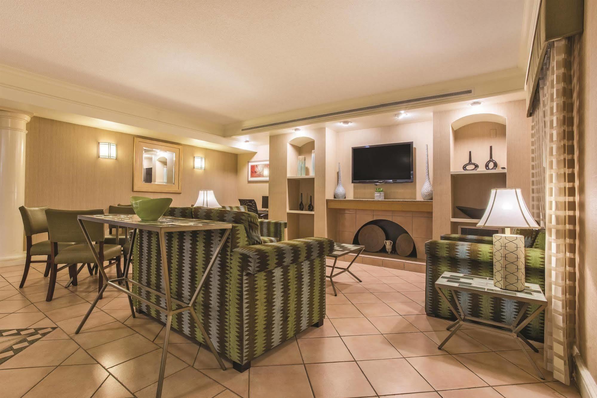 La Quinta By Wyndham San Francisco Airport North - Free Airport Shuttle Hotel South San Francisco Exterior photo